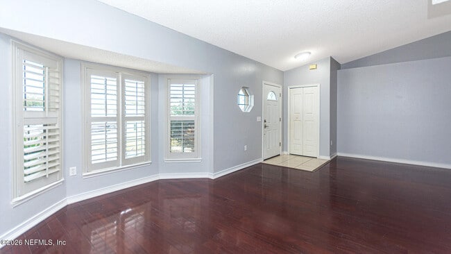 Building Photo - 13002 Viburnum Dr S