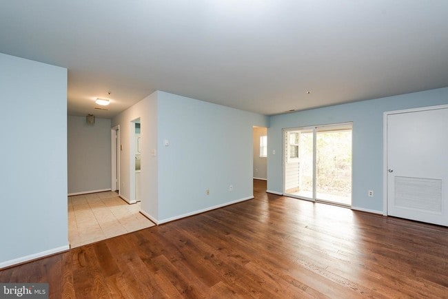 Building Photo - 8352 Montgomery Run Rd