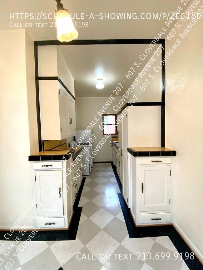 Building Photo - NO SECURITY DEPOSIT-LA BREA & 6th STREET/ ...