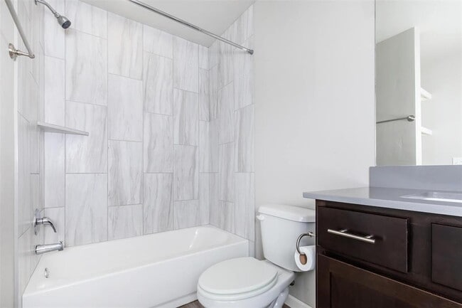 Building Photo - 7917 NW 135th Terrace