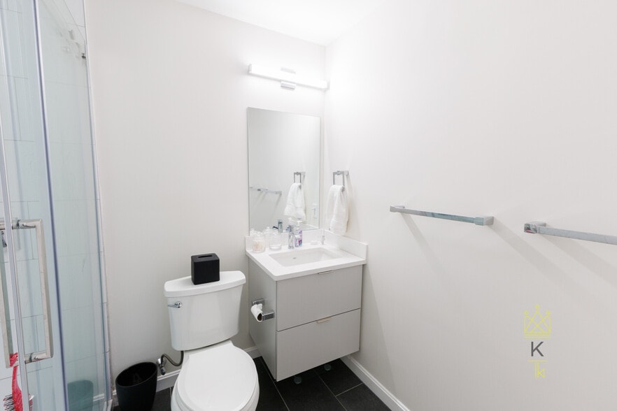 Building Photo - 460 Washington St