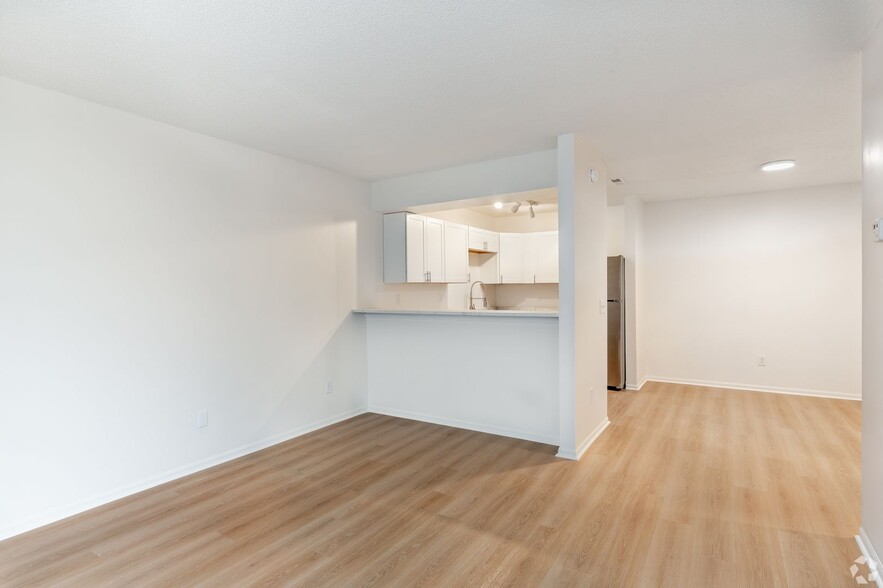 Interior Photo - Roxford Village