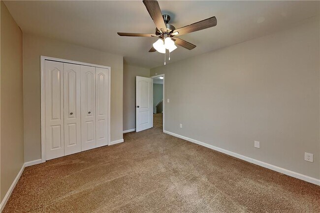 Building Photo - 3613 Aberdeen Way