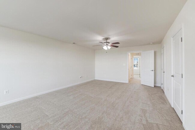 Building Photo - 25767 Double Bridle Terrace