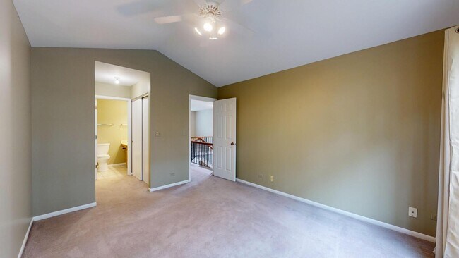 Building Photo - 1237 Cranbrook Dr