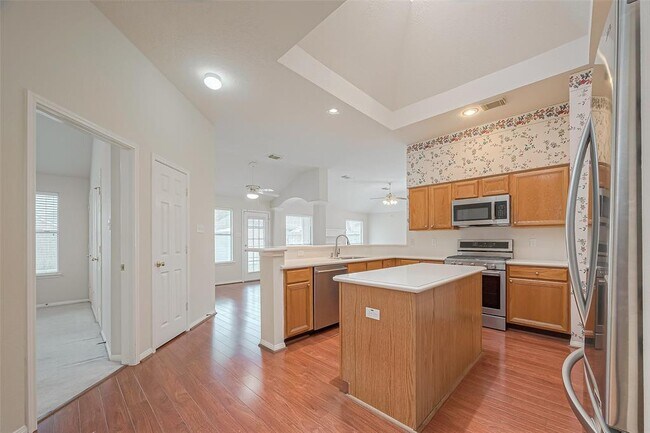 Building Photo - 18014 Still Springs Ct