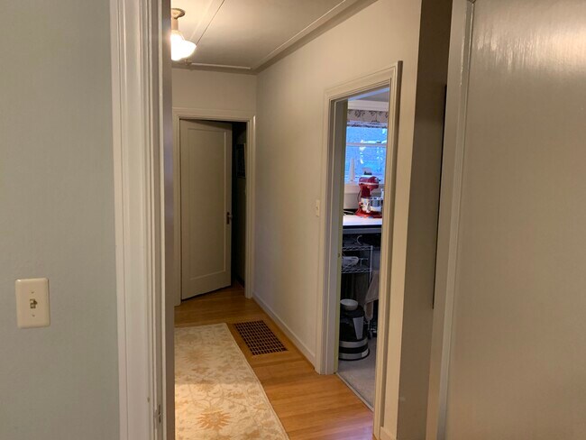 Spare Be - 7637 W Green Lake Dr N