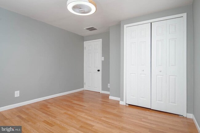 Building Photo - 204 Winters Ln