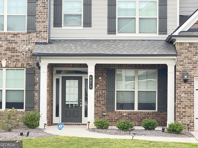 Building Photo - 4675 Silver Oak Dr SW