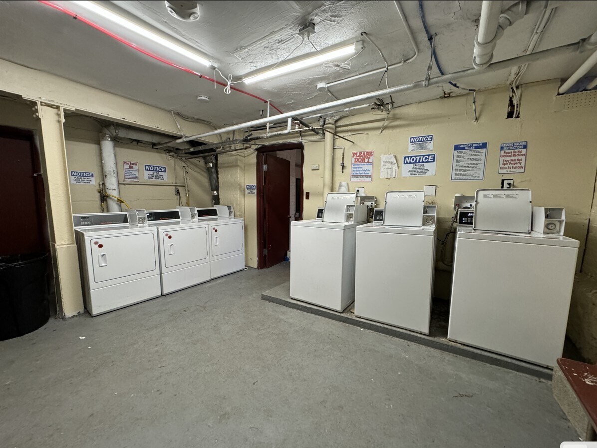 18 Kensington Ave 3E - 24 Kensington Ave