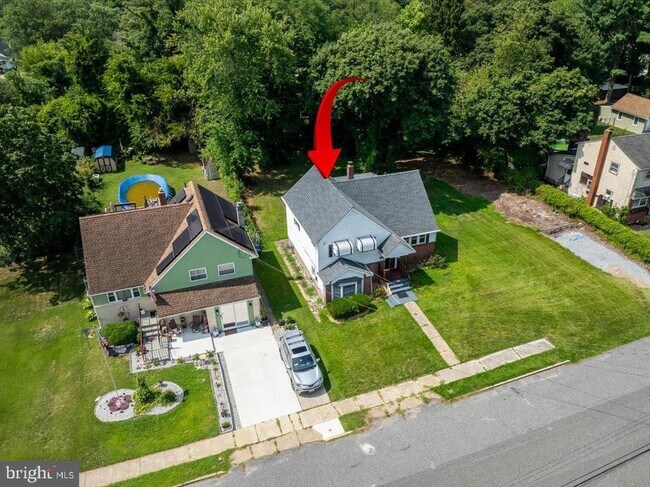 Building Photo - 404 Franklin Rd