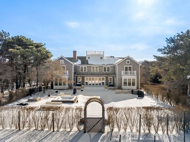 Building Photo - 34 Brewster Rd