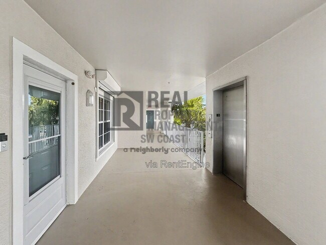Building Photo - 28861 Bermuda Lago Ct