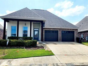 Building Photo - 7132 Myrtle Bluff Dr
