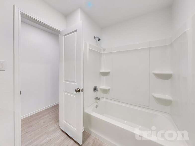 Building Photo - 5938 Companion Lp