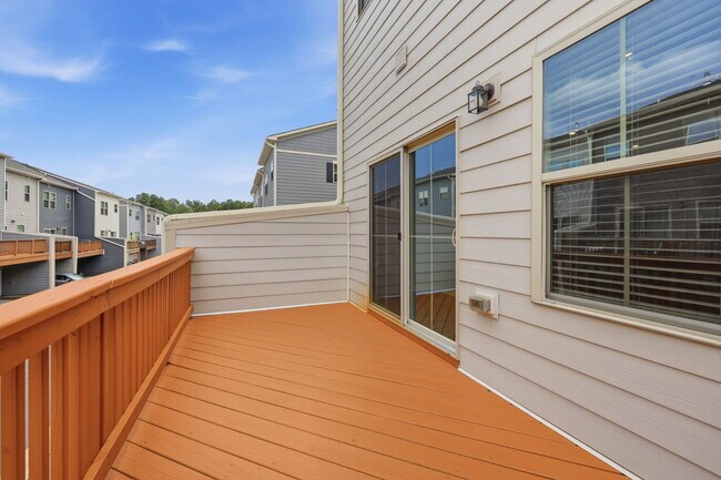 Building Photo - 707 Channing Park Cir