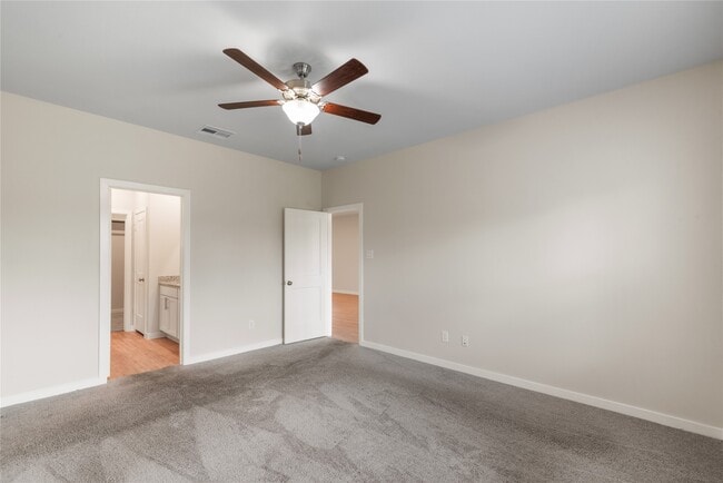 Building Photo - 5811 Quest Valley Dr