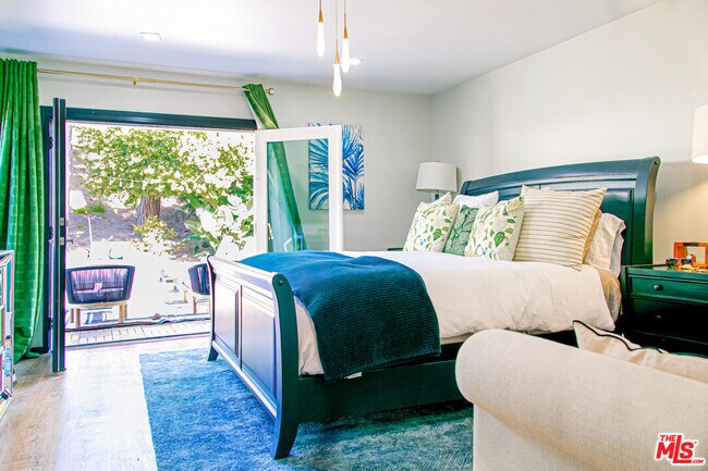 Building Photo - 5604 Shenandoah Ave