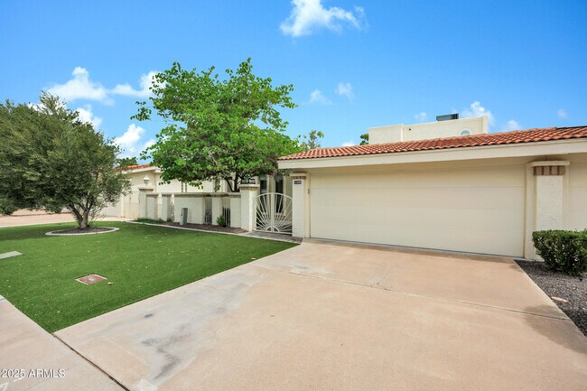 Building Photo - 11459 N 56th St