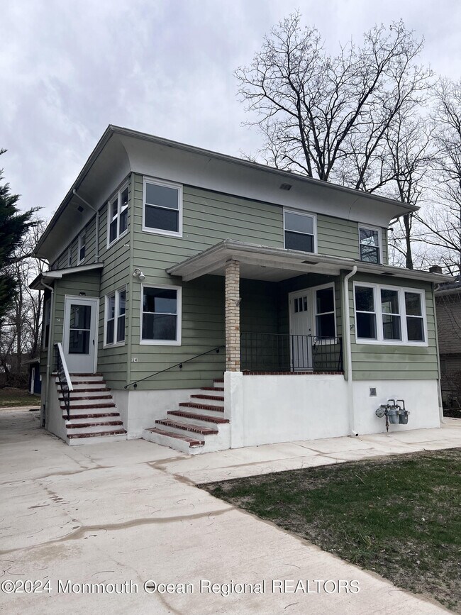 Primary Photo - 14 Therese Ave