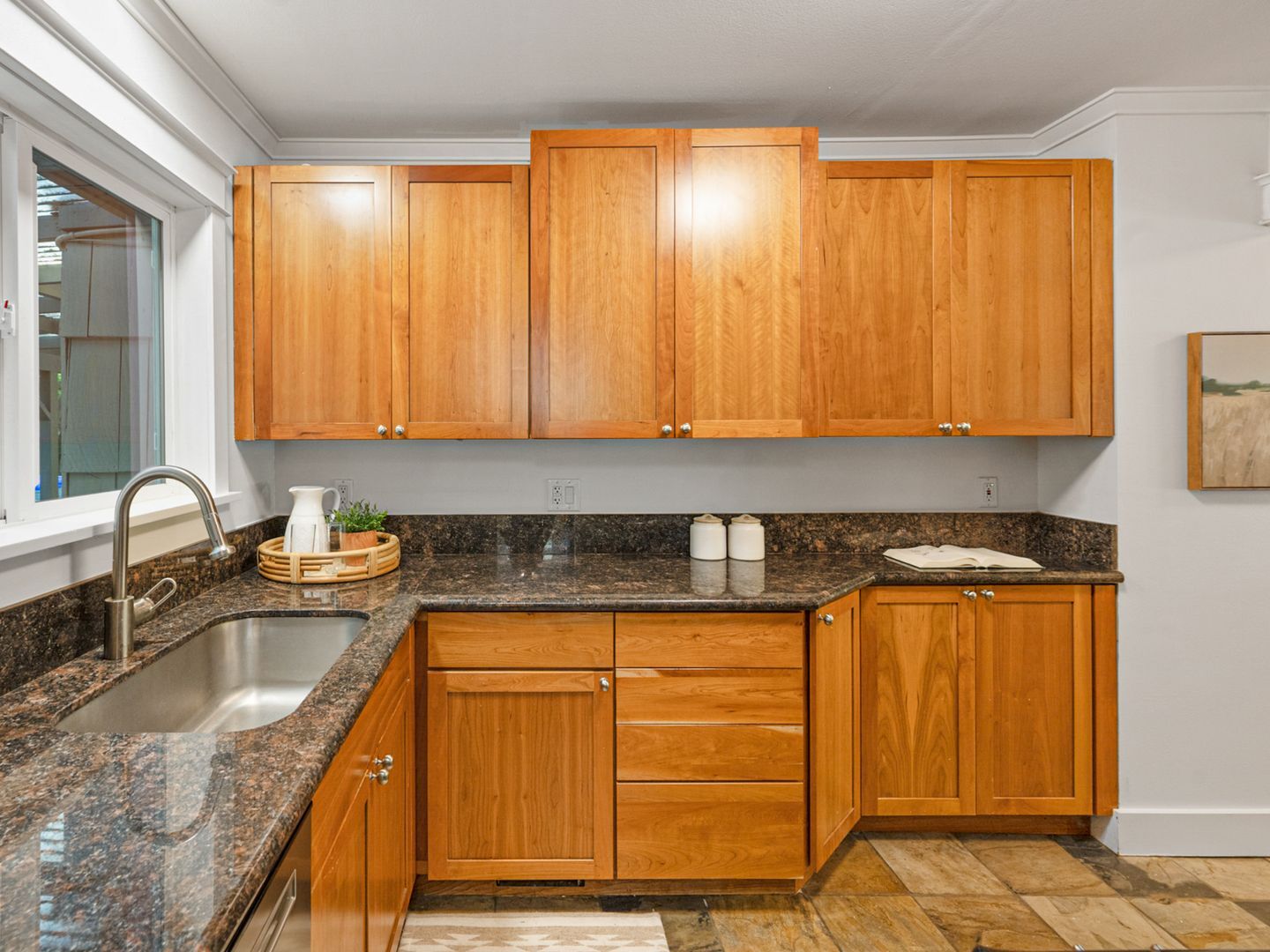 Building Photo - 2638 SW Custer St