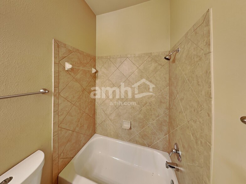 Building Photo - 13022 Golden Water Ct