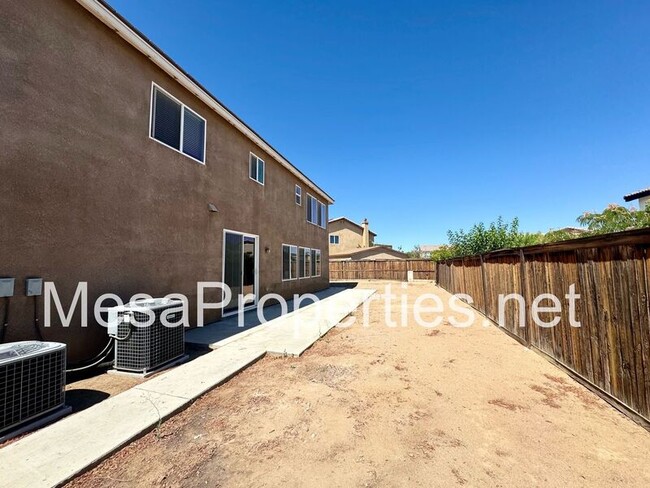 Building Photo - 11845 Elliot Way
