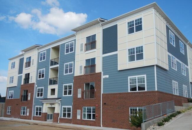 Building Photo - 201 Cornerstone St