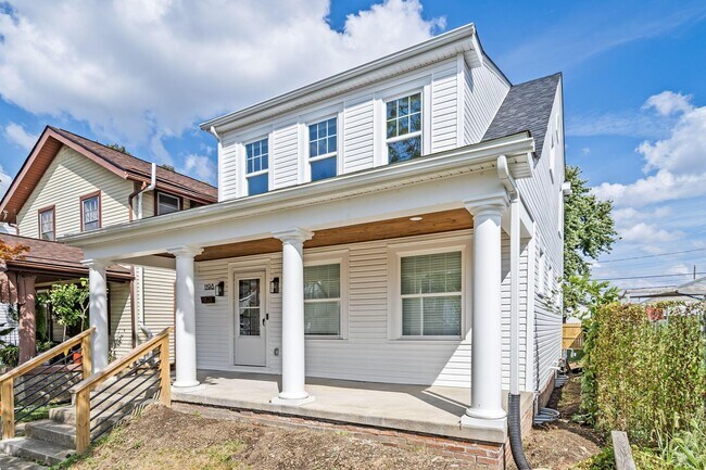 Building Photo - 1198 Wilson Ave