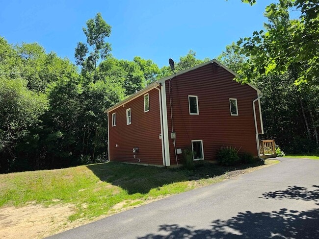 Building Photo - 1890 Franklin Pierce Hwy