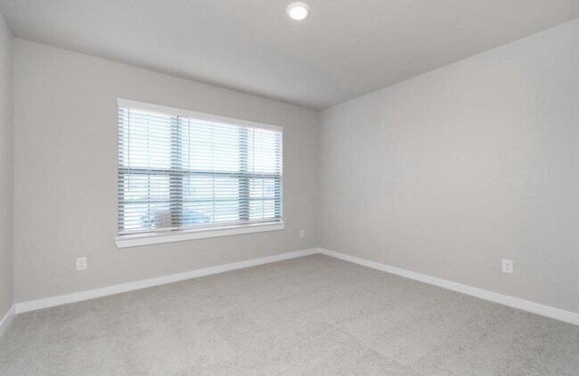 Building Photo - 2627 Border Cv Cir