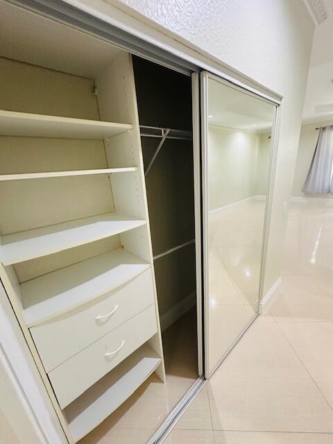 Building Photo - 5245 Sancerre Cir