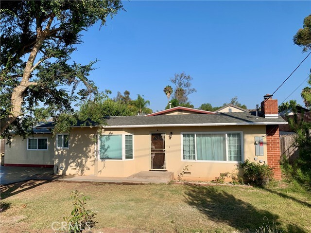 Primary Photo - 673 Grove Hill Dr
