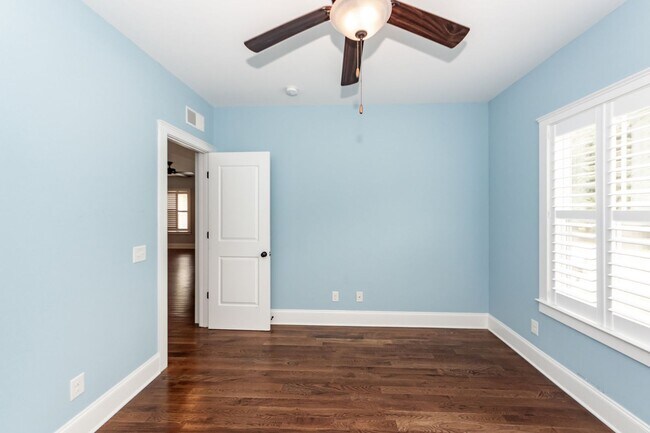 Building Photo - 4532 Orr St