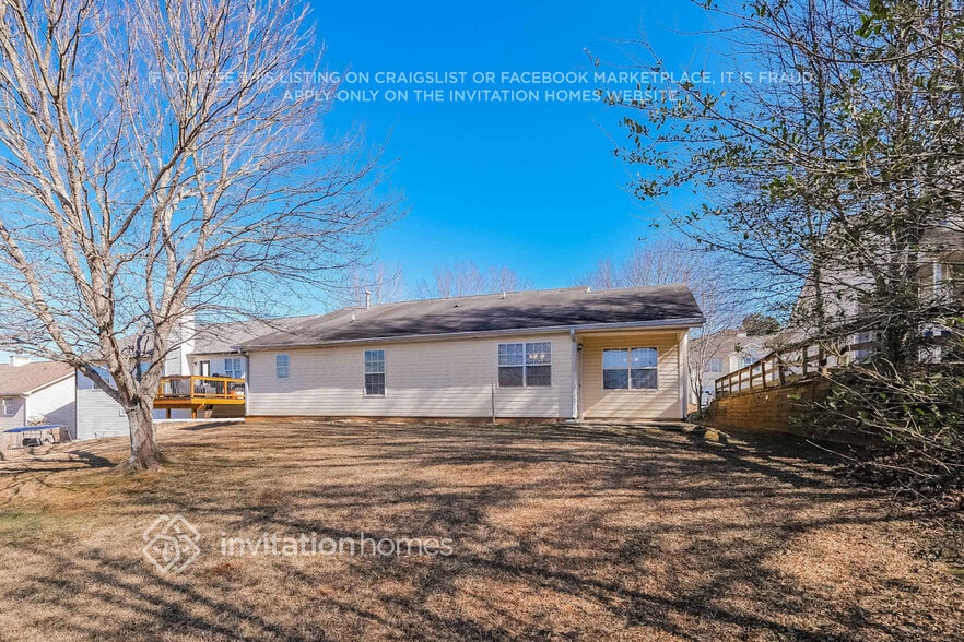 Building Photo - 211 Ashland Creek Ct