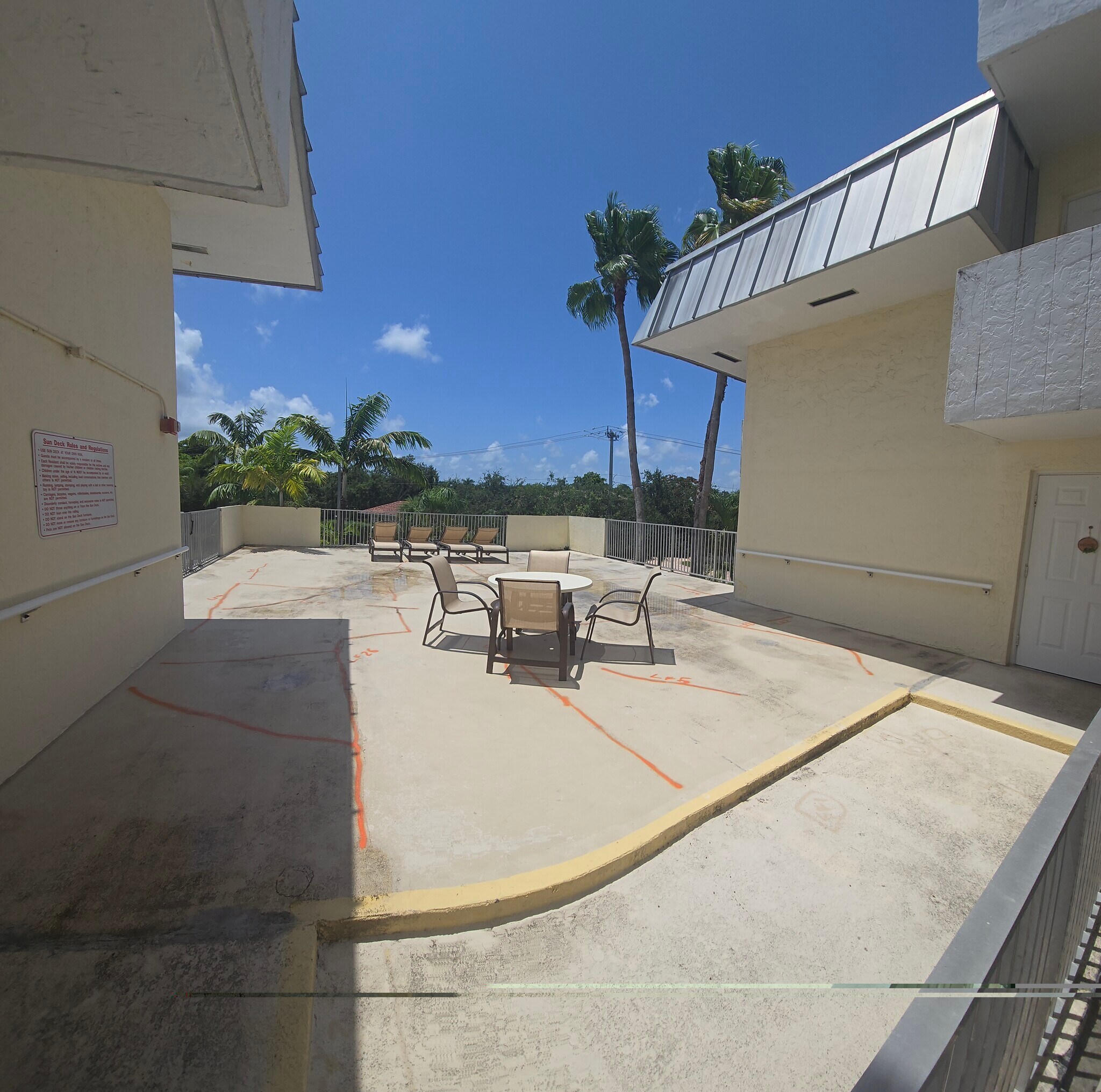 Building Photo - 8950 SW 69th Ct