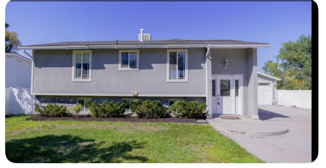 Primary Photo - 9568 Mumford Dr