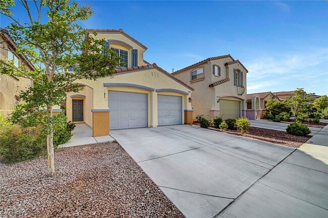 Building Photo - 2431 Lilac Cove St
