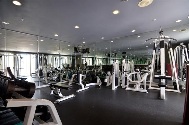 Building Photo - 3225 Turtle Creek Blvd Blvd