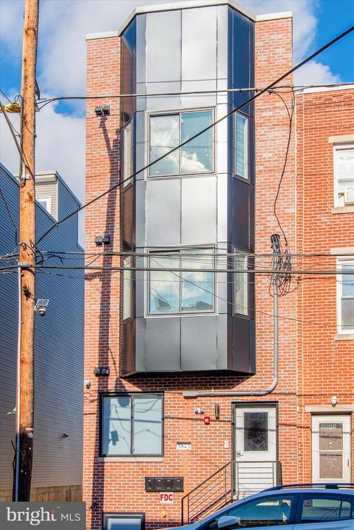 Building Photo - 3843 Haverford Ave