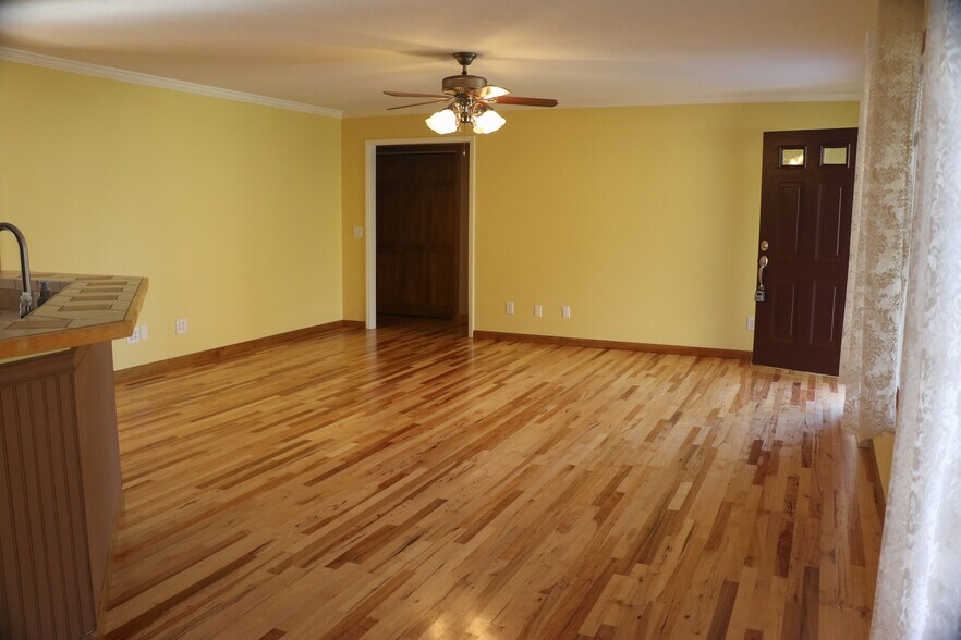 Living Room - 138 Cullen Ln