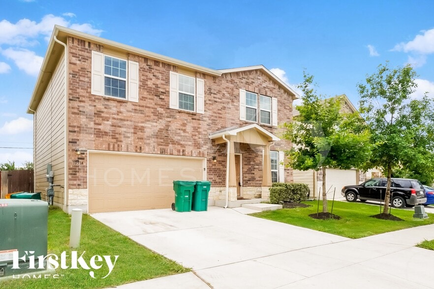 Building Photo - 10514 Century Farm Dr