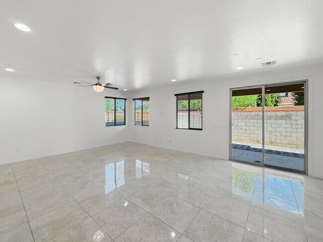 Building Photo - Beautiful North Phoenix Rental in a Prime Location!