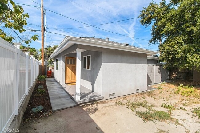 Building Photo - 319 N Shelton St