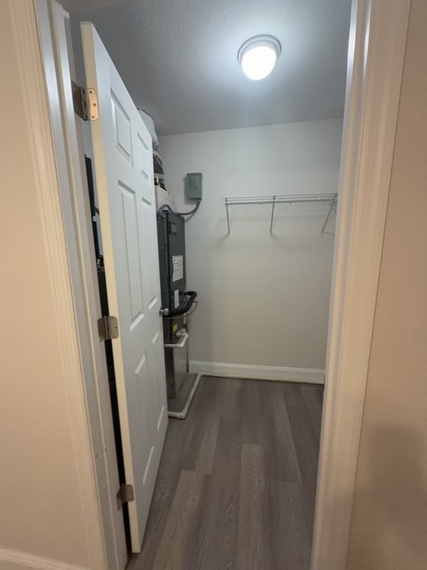 Building Photo - 536 Charles Ct