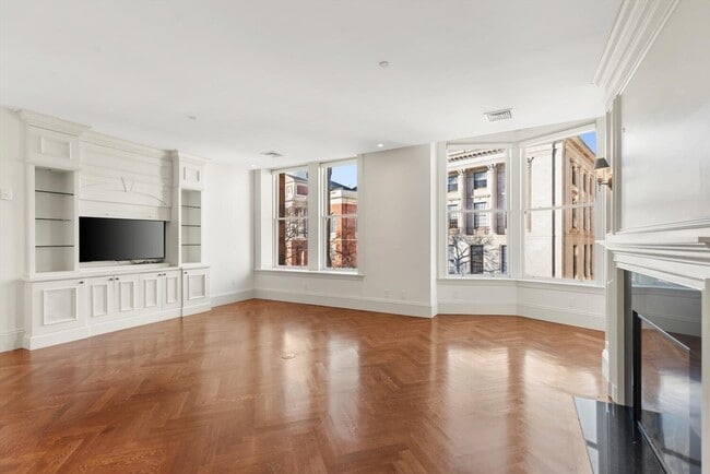 Building Photo - 20 Beacon St