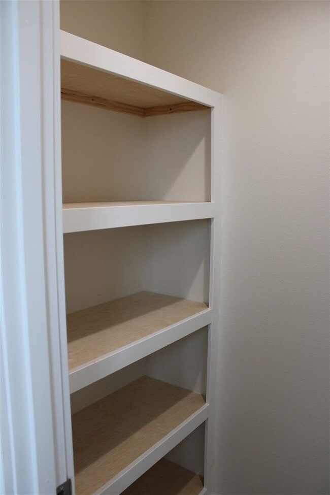 Building Photo - 2 bedroom 2 bathroom Brand  New Constructi...