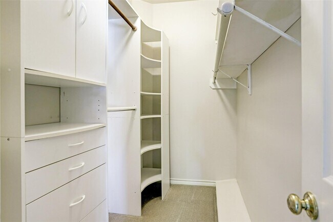 Building Photo - 4425 Mildred St