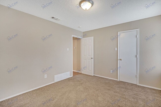 Building Photo - 7505 Tiffany Meadows Ln