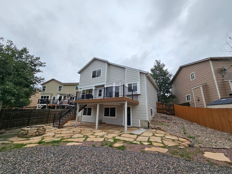 Building Photo - 6672 Wild Indigo Dr